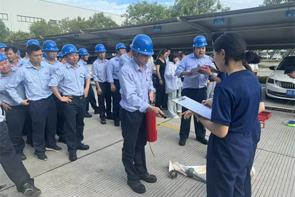 筑牢安全防線！奇億金屬開展全員安全消防實(shí)戰(zhàn)培訓(xùn) 圖2